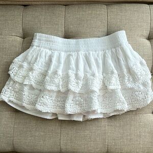 Hollister Ruffle Mini Skirt - with built in shorts!